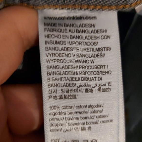 Calvin Klien Distressed Patched 100%Cotton Denim Jacket - Picture 10 of 10